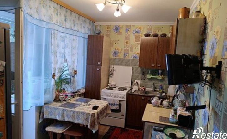 3-комн квартира ул Костюкова, 34,  д. 34