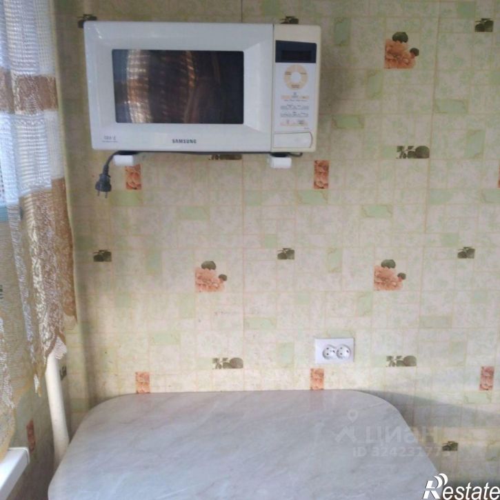 2-комн квартира улица Королёва, 4,  д. 4