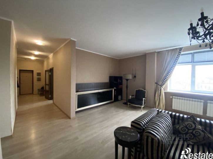 3-комн квартира Свято-Троицкий б-р, 15,  д. 15