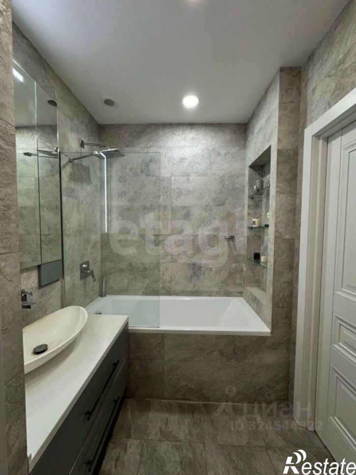 2-комн квартира улица Генерала Апанасенко, 97,  д. 97