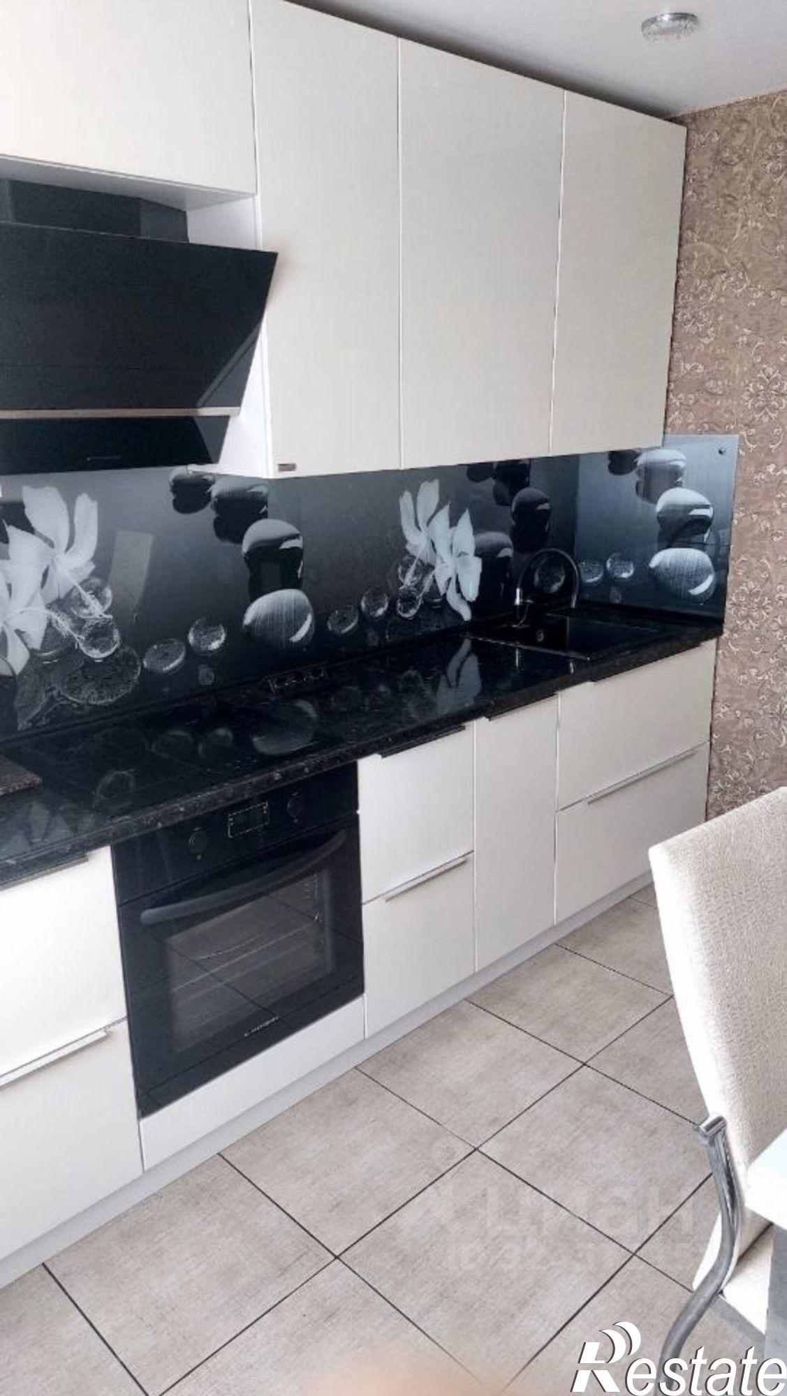 Купить квартиру за 7 290 000 рублей на пр-кт Ватутина, 25