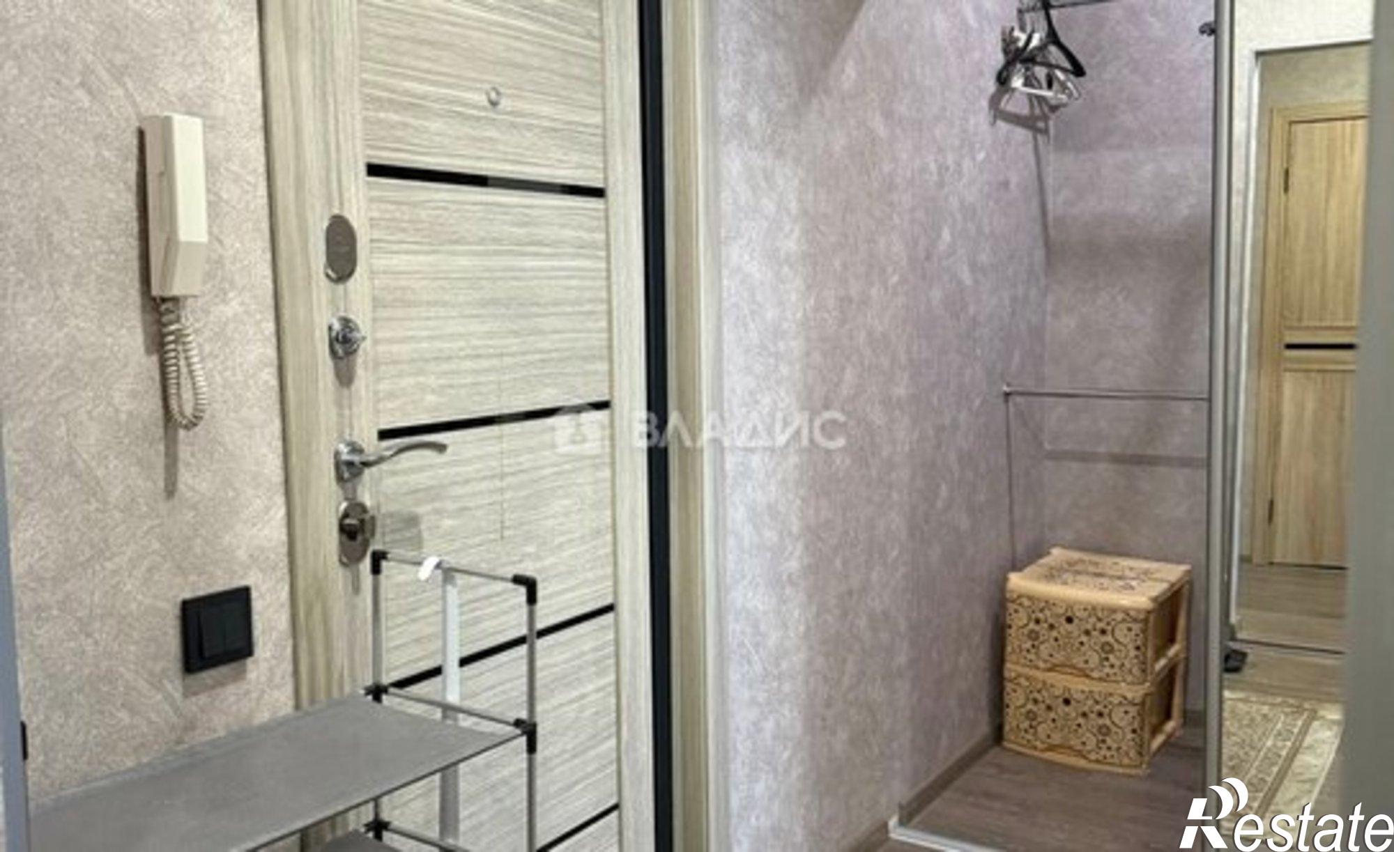 Купить квартиру за 4 100 000 рублей на пр-кт Ватутина, 18а