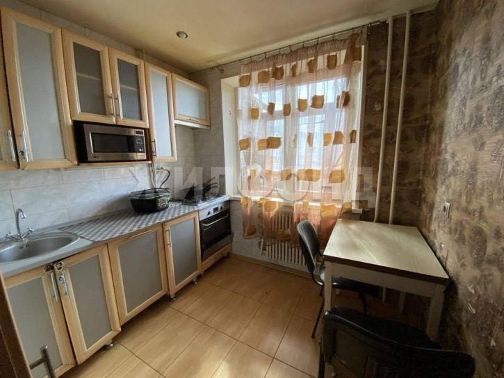 2-комн квартира 60 лет Октября улица, д.10