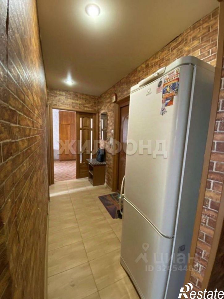 2-комн квартира улица 60 лет Октября, 10,  д. 10