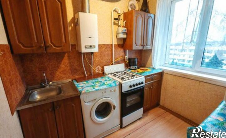 2-комн квартира Привольная улица, 15,  д. 15