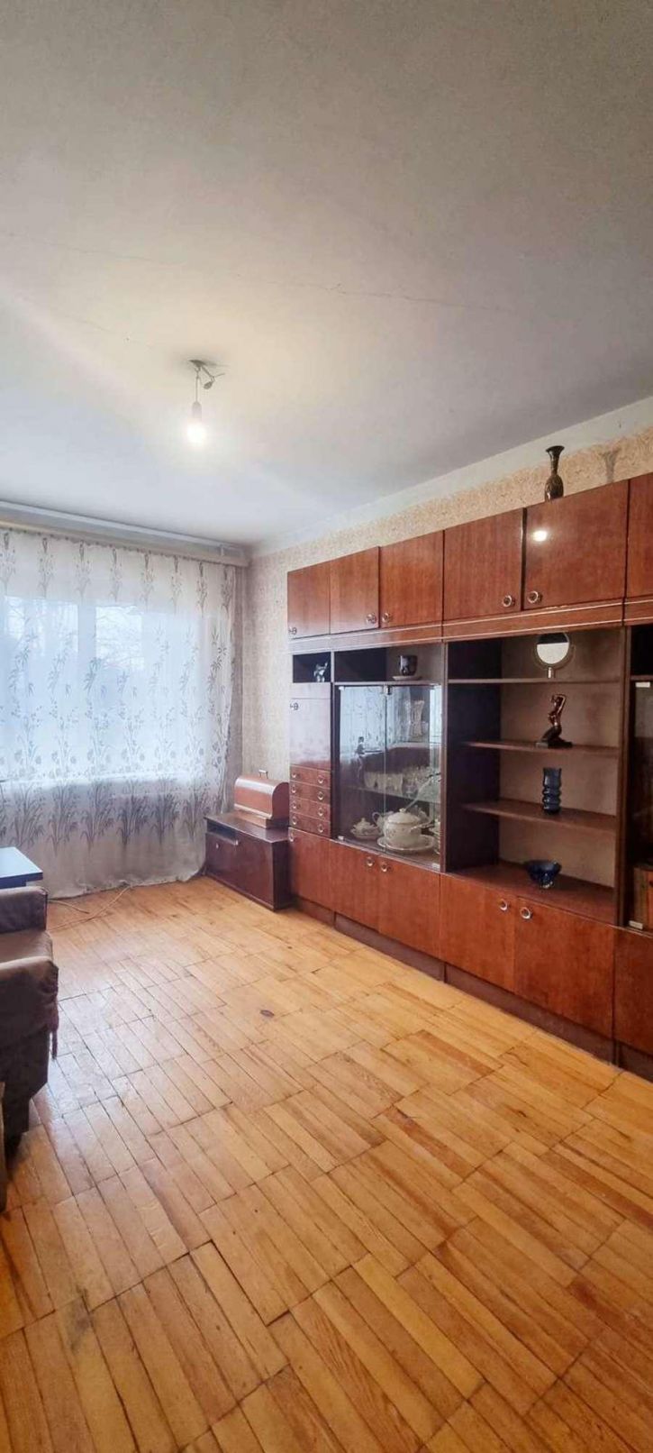 2-комн квартира Победы улица, 83