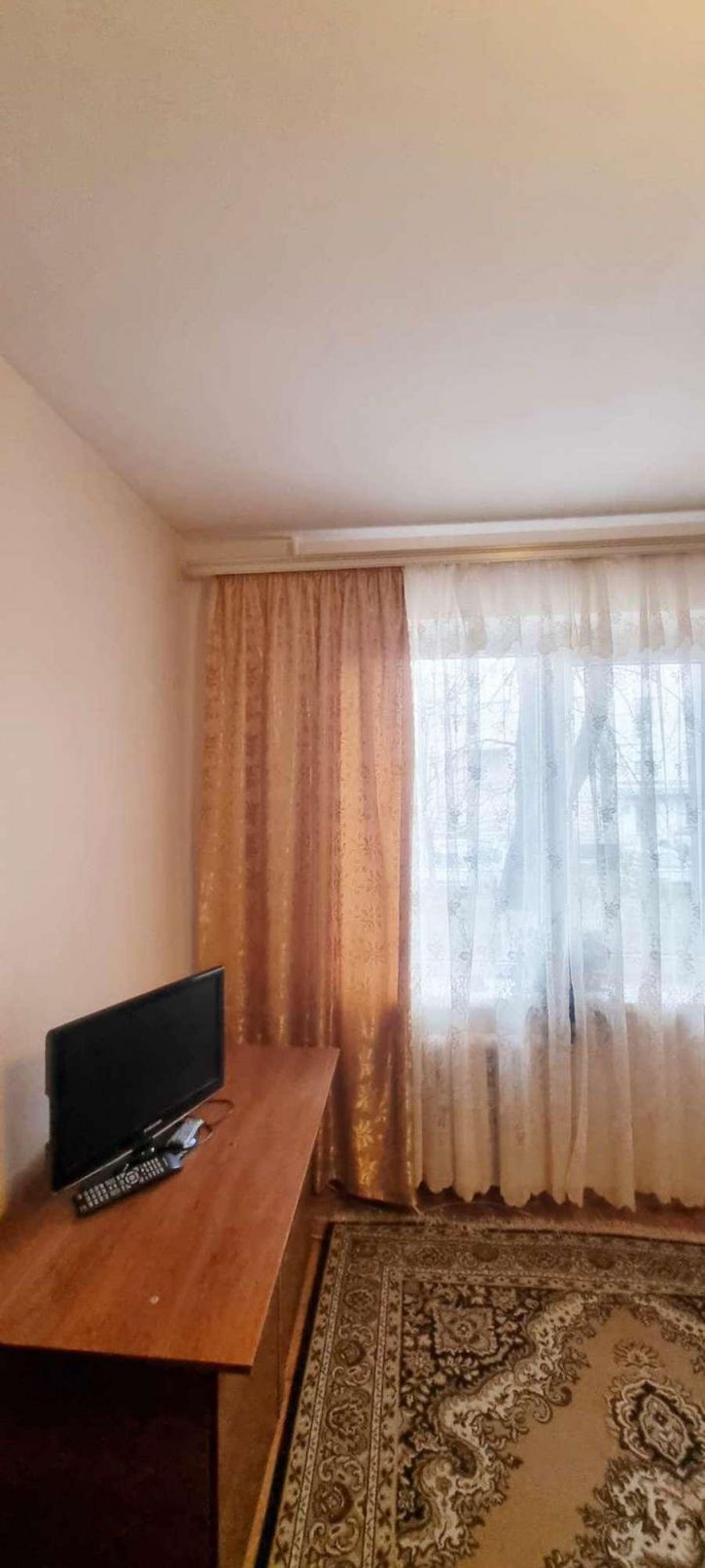 2-комн квартира Победы улица, 83