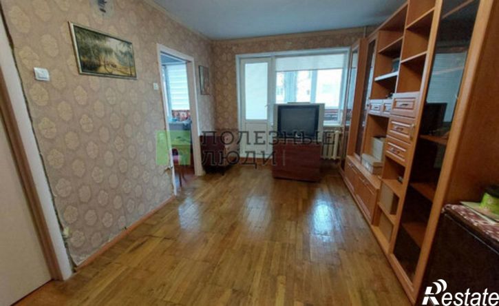3-комн квартира улица 5 Августа, 26,  д. 26