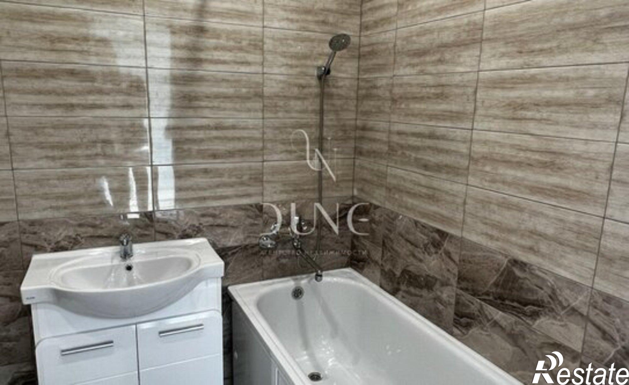 Купить квартиру за 6 100 000 рублей на улица Белгородского Полка, 82