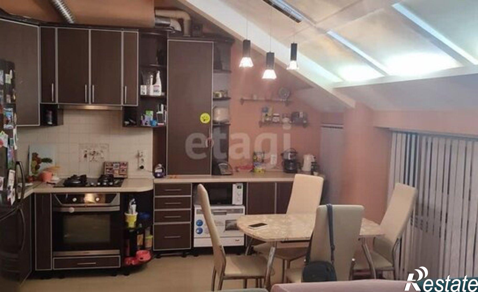 Купить квартиру за 8 000 000 рублей на пер Гоголя, 4