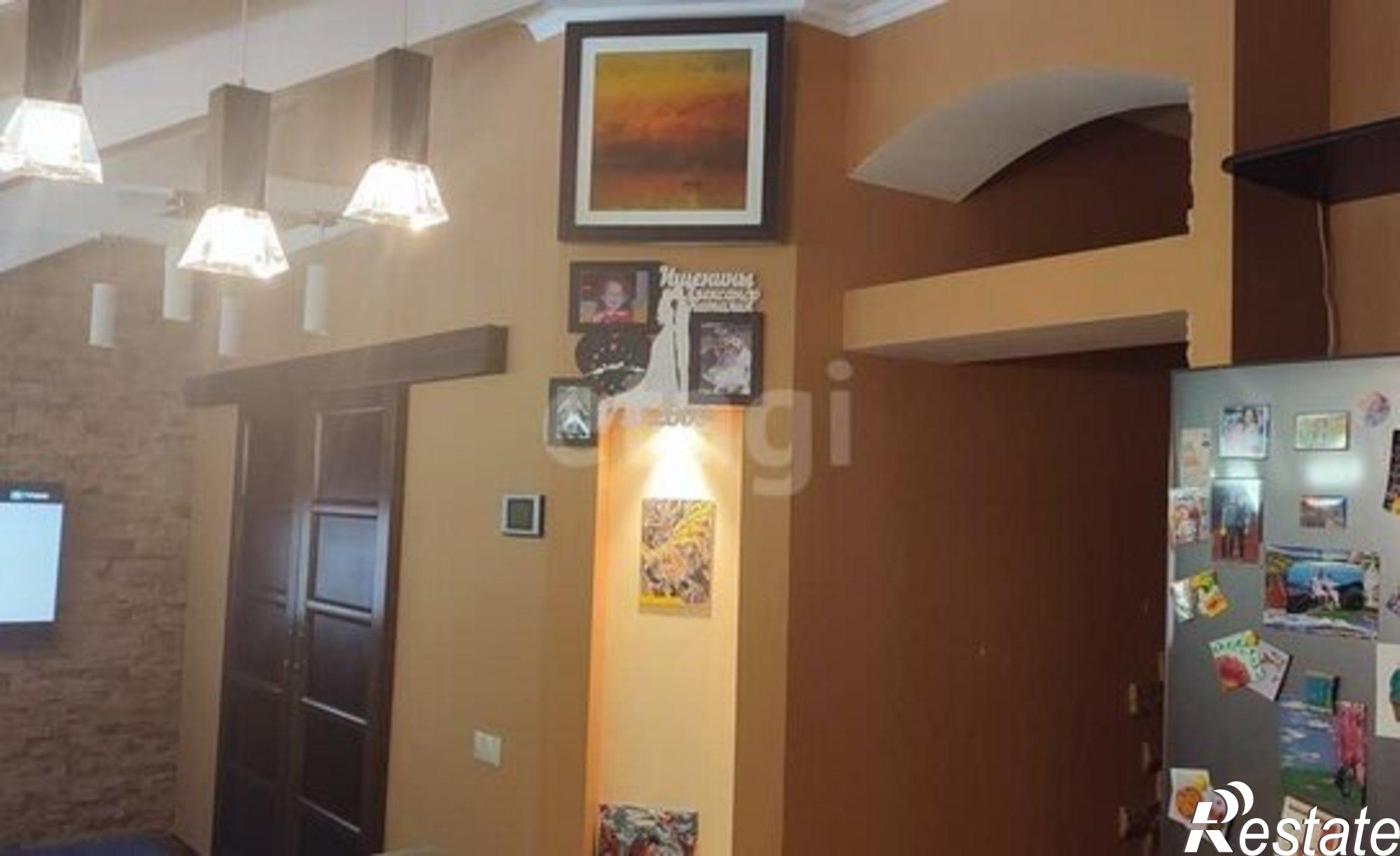 Купить квартиру за 8 000 000 рублей на пер Гоголя, 4