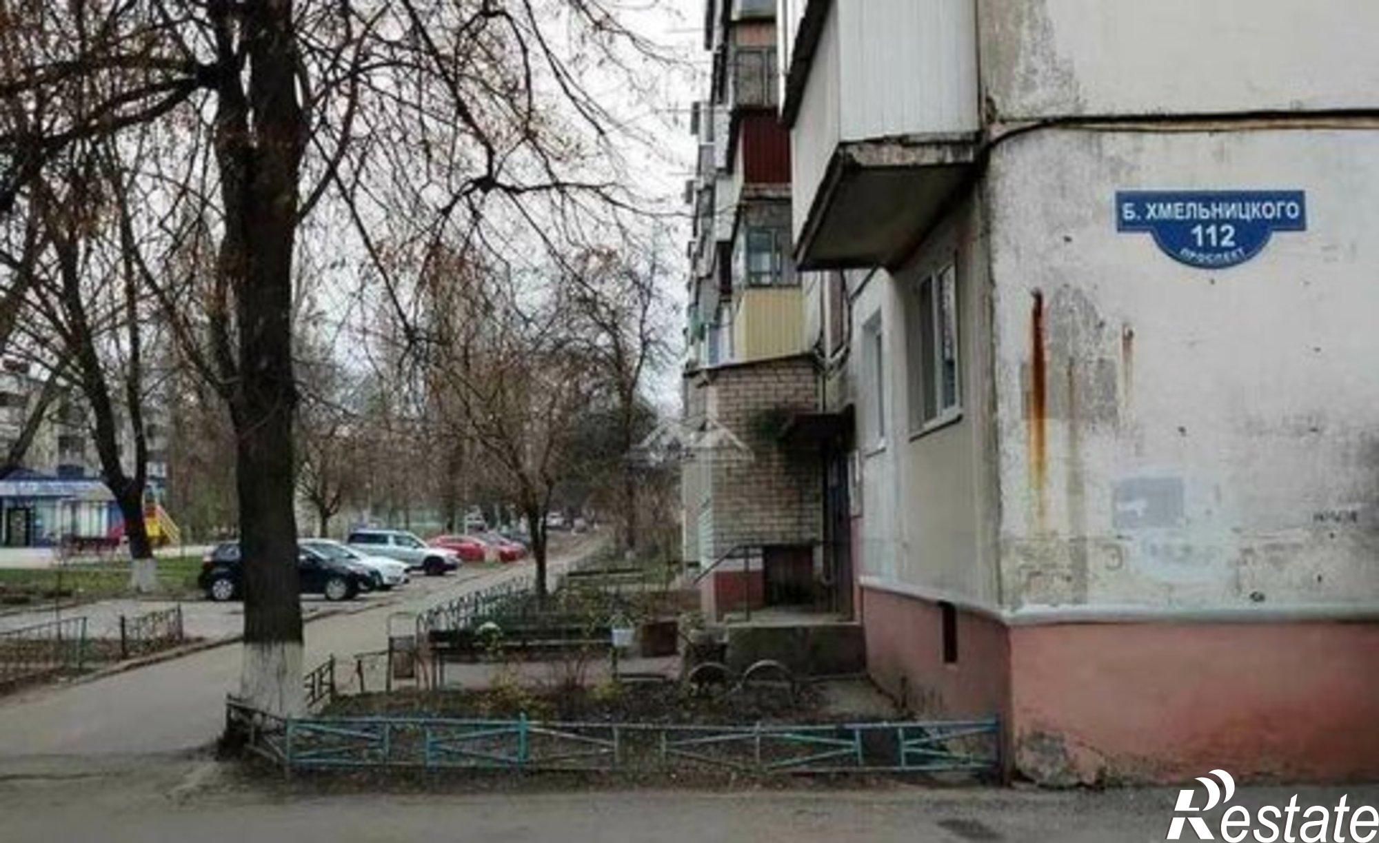 Купить квартиру за 6 000 000 рублей на проспект Богдана Хмельницкого, 112