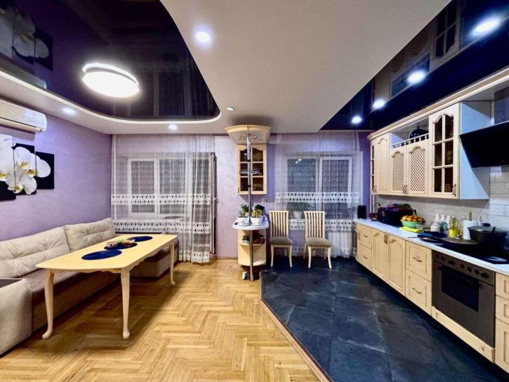 2-комн квартира Щорса улица, 45Дк2