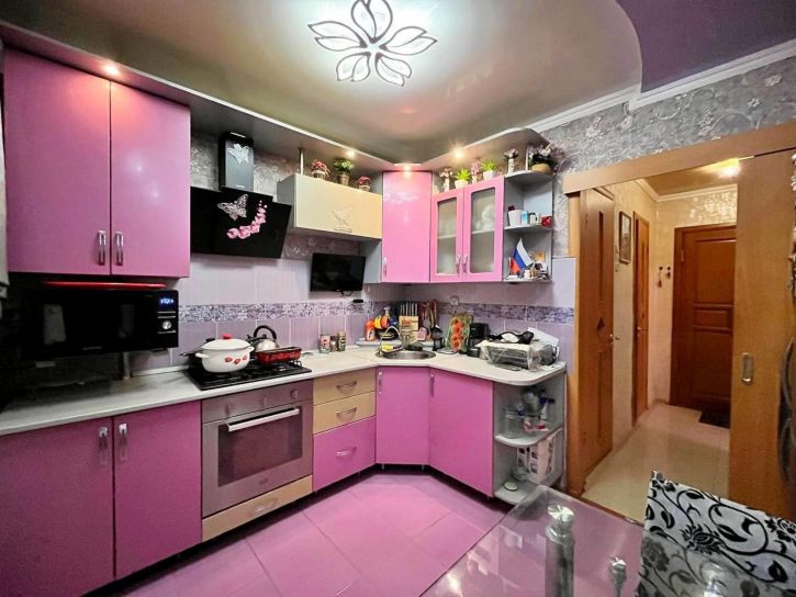 1-комн квартира Есенина улица, 16