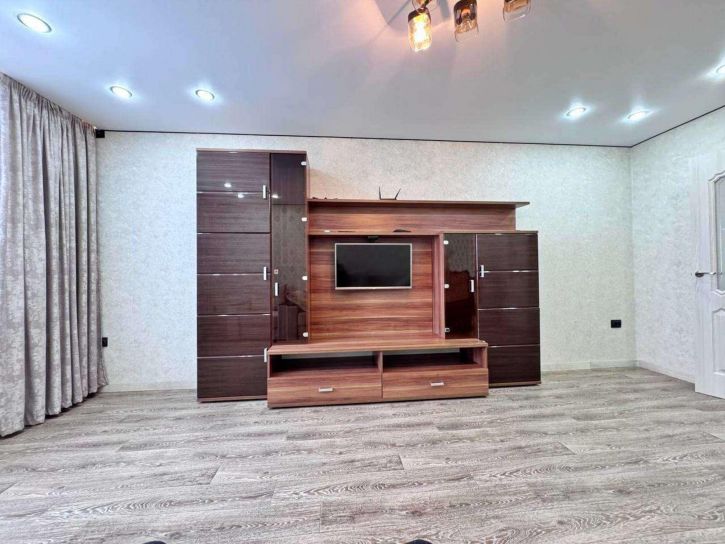 2-комн квартира Молодежная улица, 22