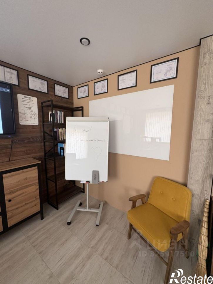 Офис ул Николая Чумичова, 38,  д. 38