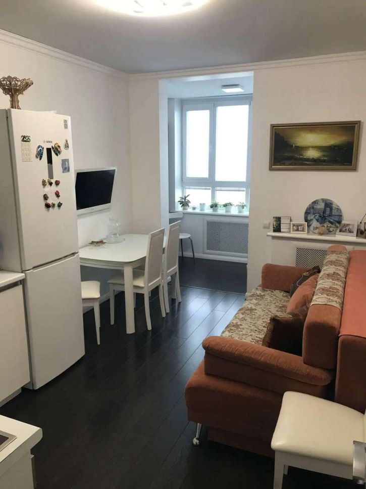 1-комн квартира Есенина улица, 9к3