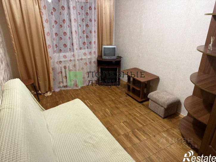 Комната ул 5 Августа, 2,  д. 2