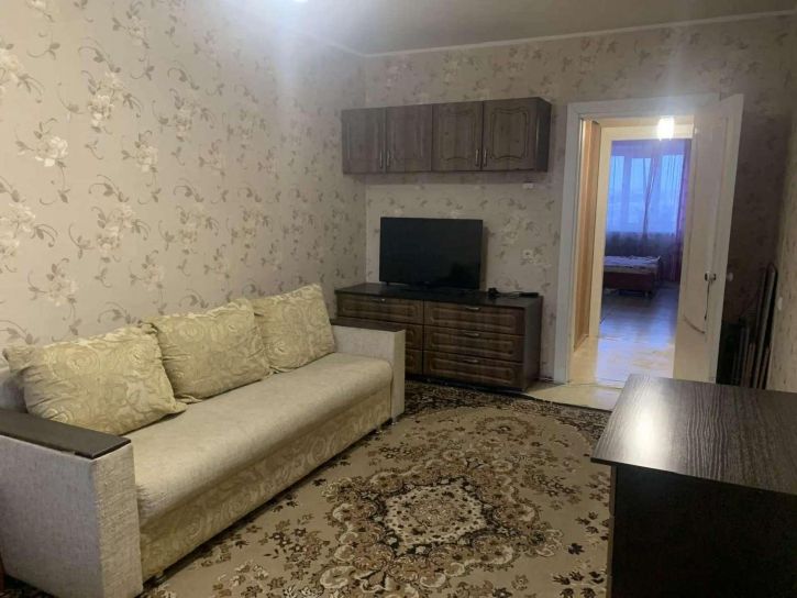 2-комн квартира Молодежная улица, 14
