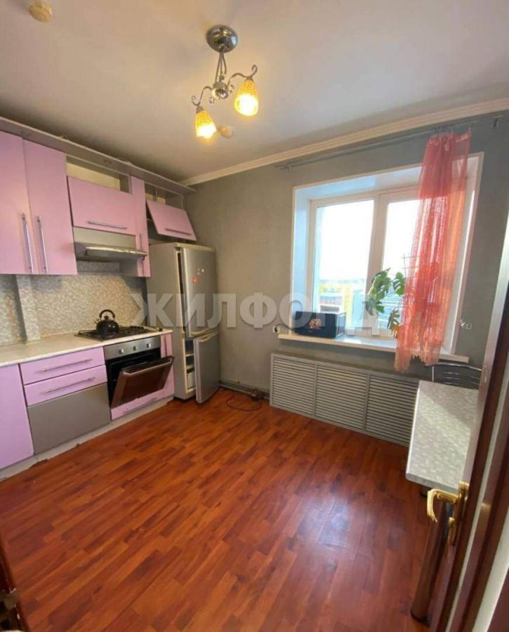 1-комн квартира Есенина улица, д.32