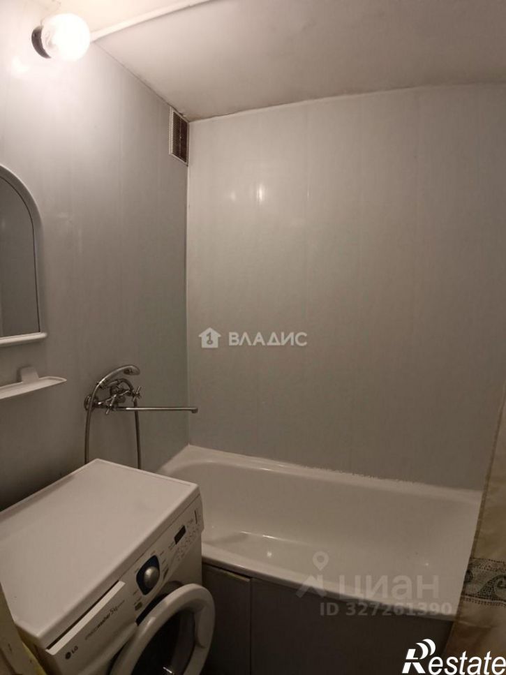 1-комн квартира б-р Юности, 27,  д. 27