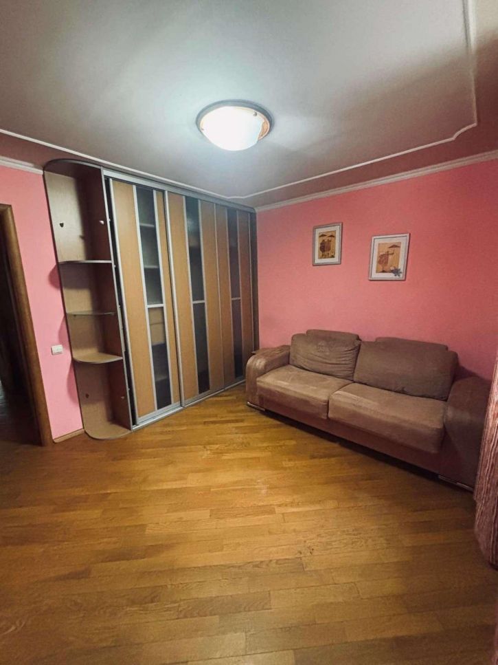 3-комн квартира Губкина улица, 17Б