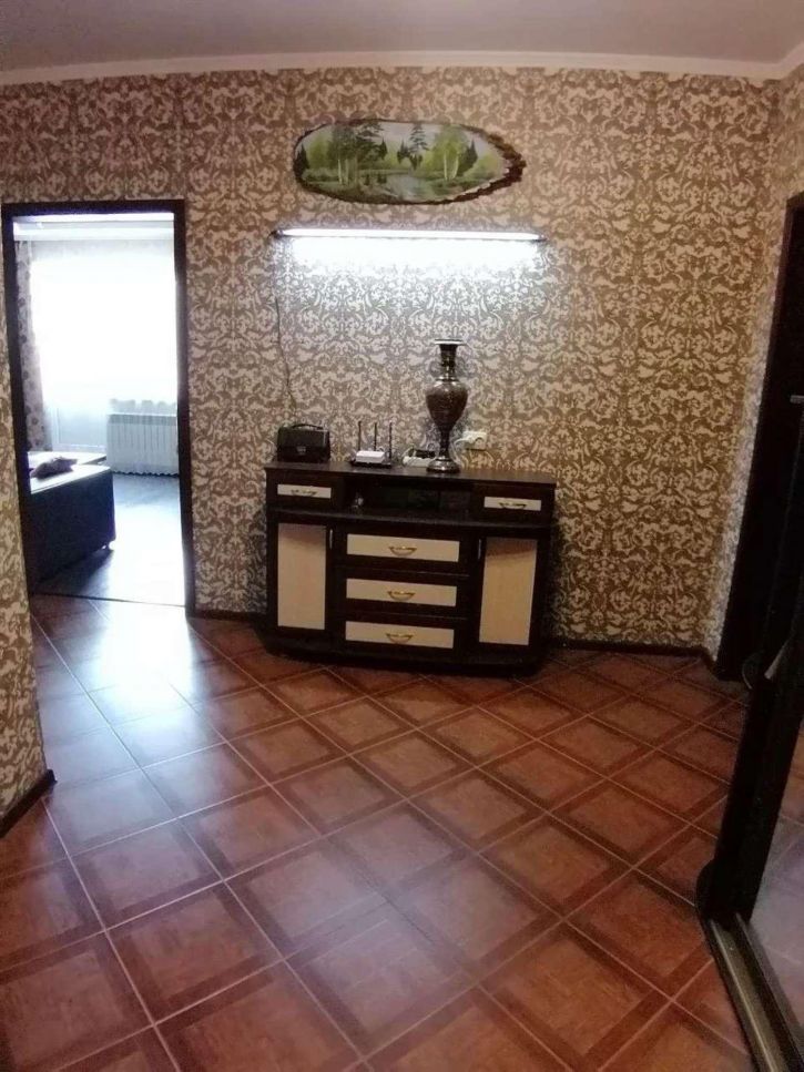 3-комн квартира Шебекинская улица, 4