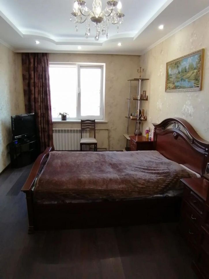 3-комн квартира Шебекинская улица, 4