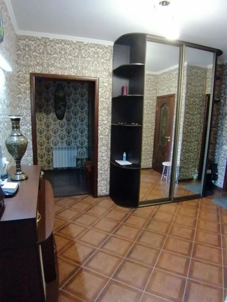3-комн квартира Шебекинская улица, 4