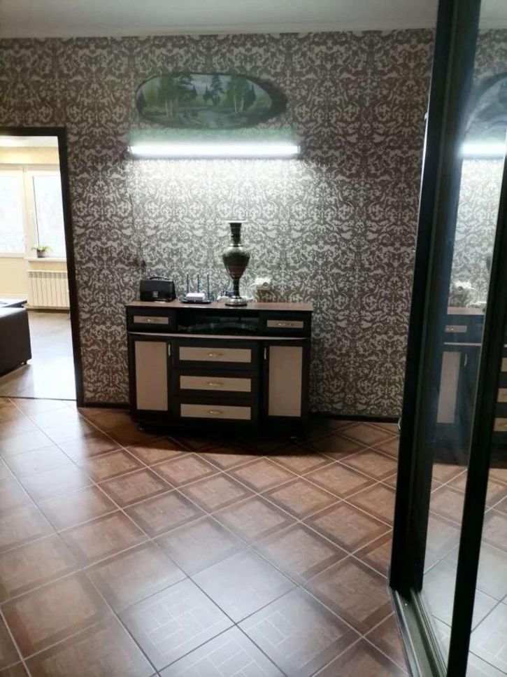 3-комн квартира Шебекинская улица, 4