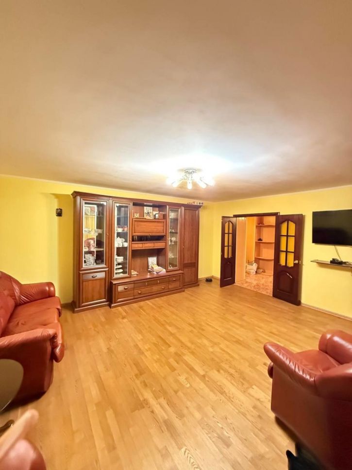 3-комн квартира Губкина улица, 16Б