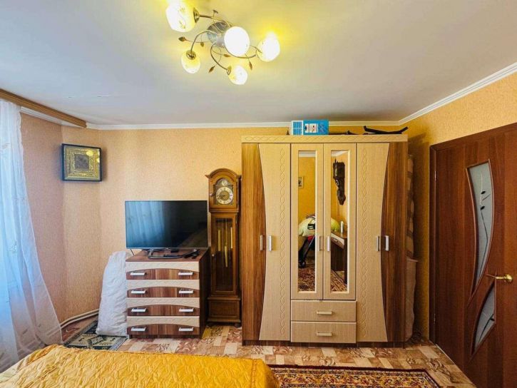 2-комн квартира Челюскинцев улица, 55а