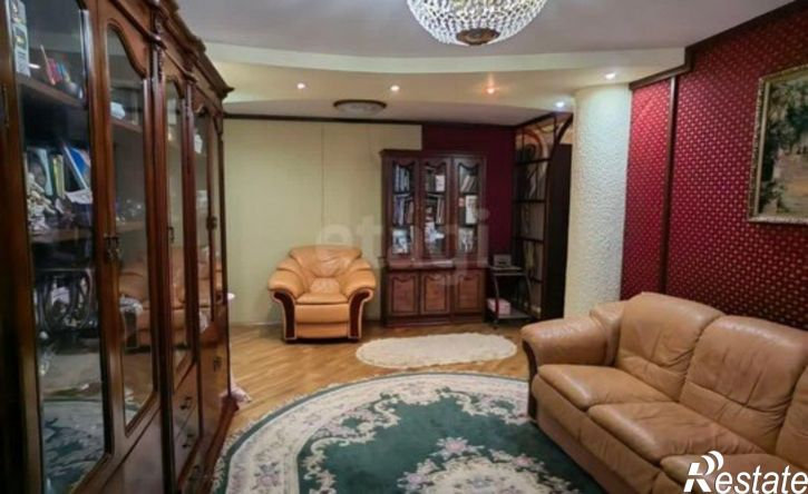 3-комн квартира улица Чехова, 32,  д. 32