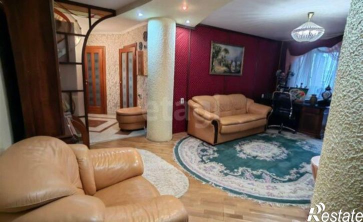 3-комн квартира улица Чехова, 32,  д. 32