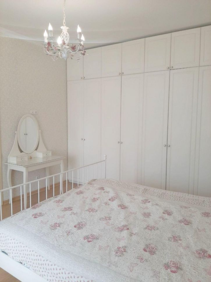 2-комн квартира Толстого улица, 37