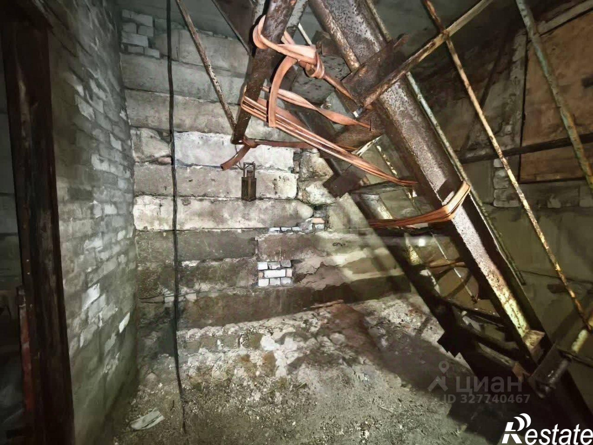 Купить гараж, место в паркинге за 251 412 рублей