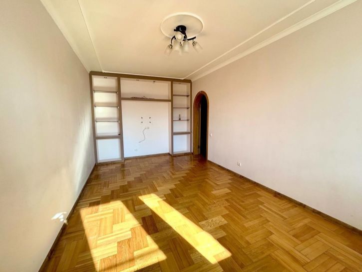 3-комн квартира Юности бульвар, 21