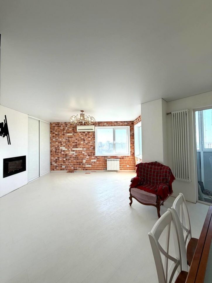 3-комн квартира Горького улица, 54В