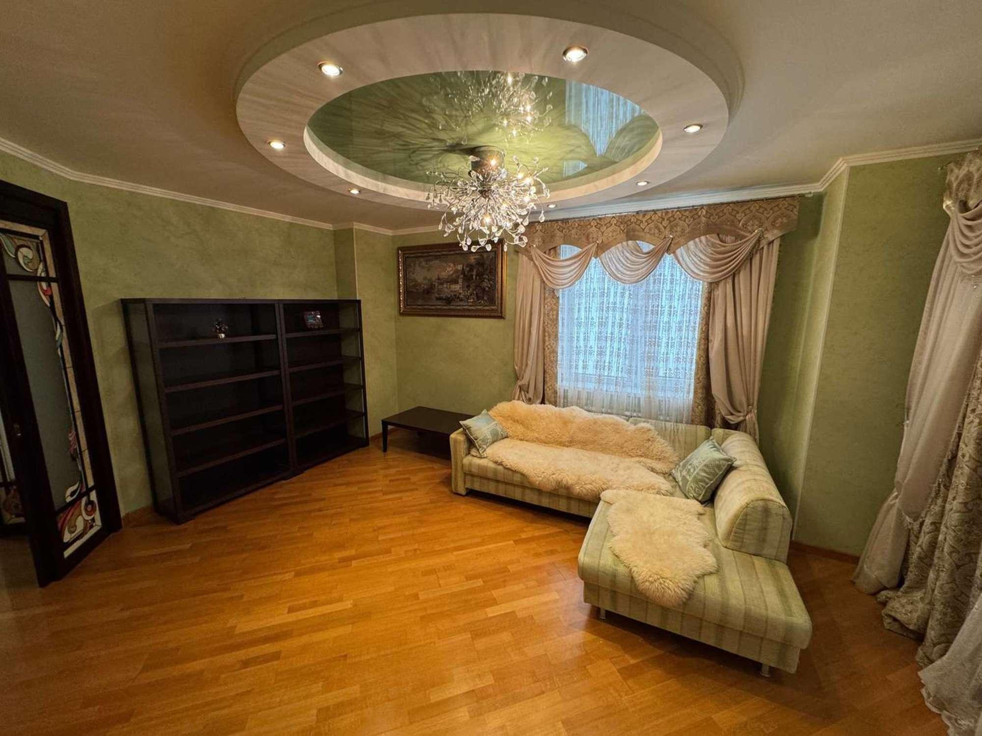 Купить квартиру за 14 500 000 рублей на Костюкова улица, 36В