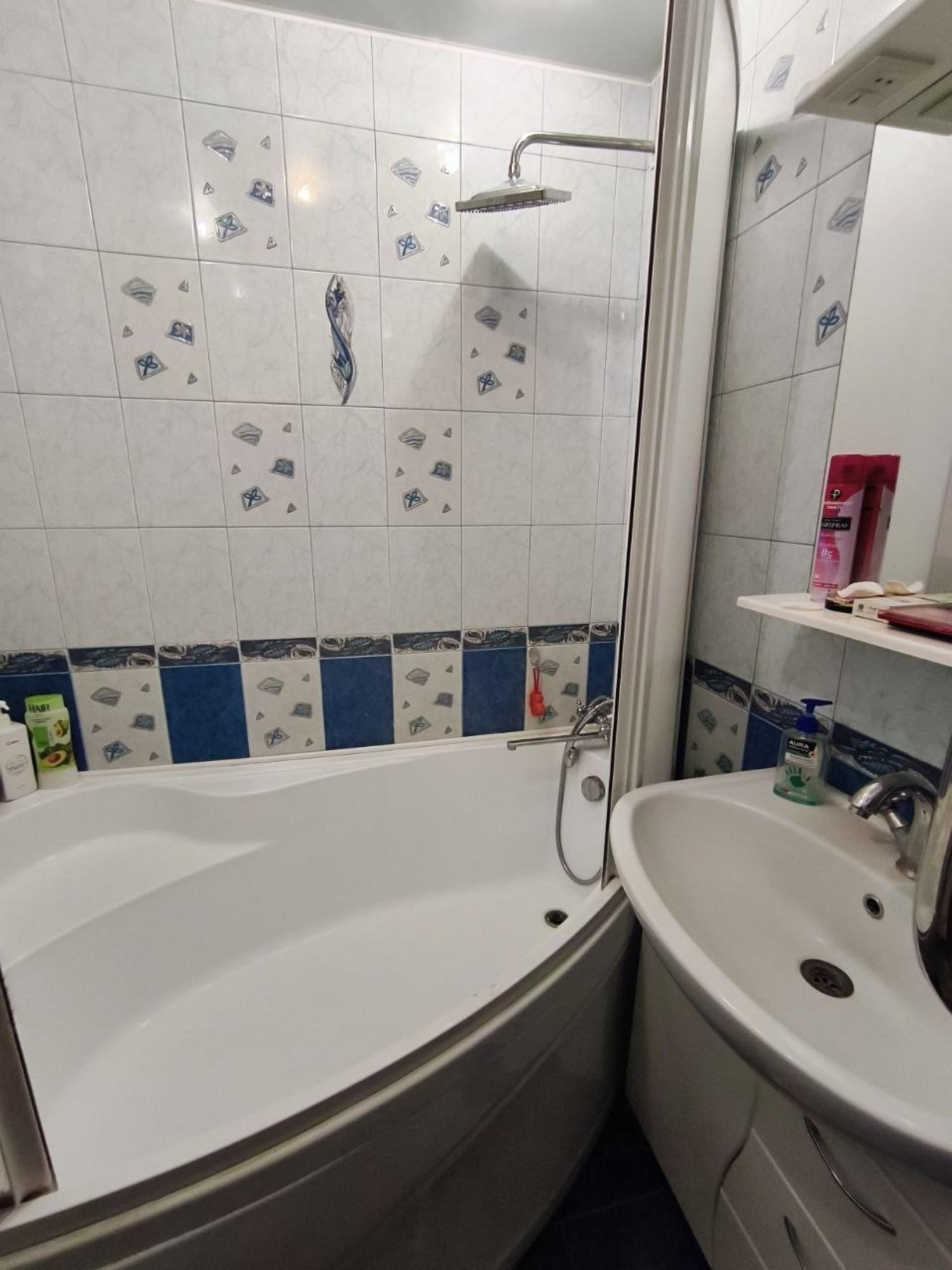 Купить квартиру за 7 300 000 рублей на Есенина улица, 40