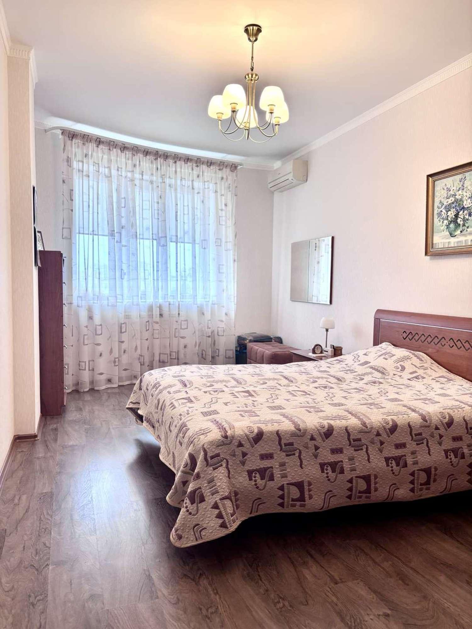 Купить квартиру за 12 500 000 рублей на Костюкова улица, 36В