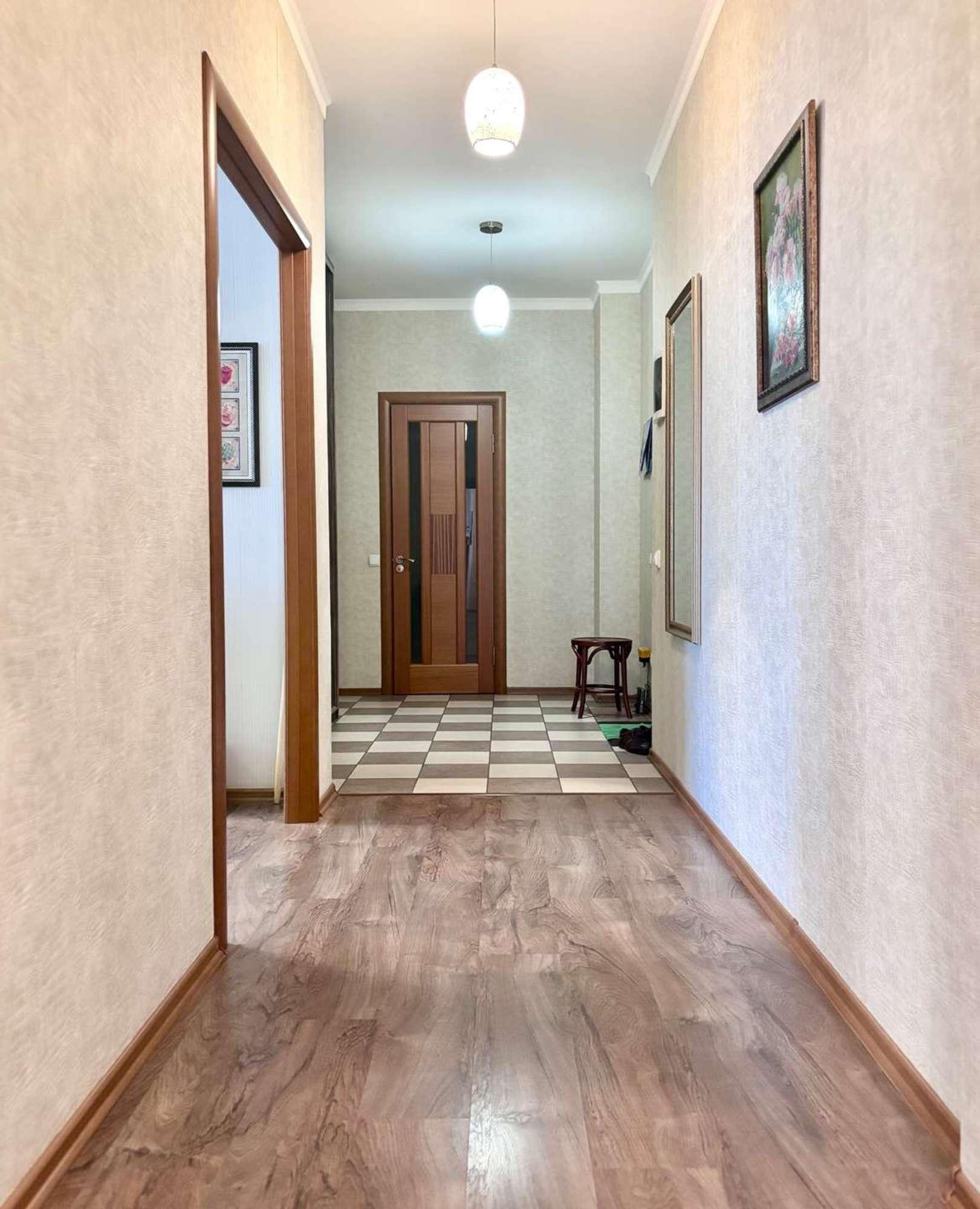 Купить квартиру за 12 500 000 рублей на Костюкова улица, 36В