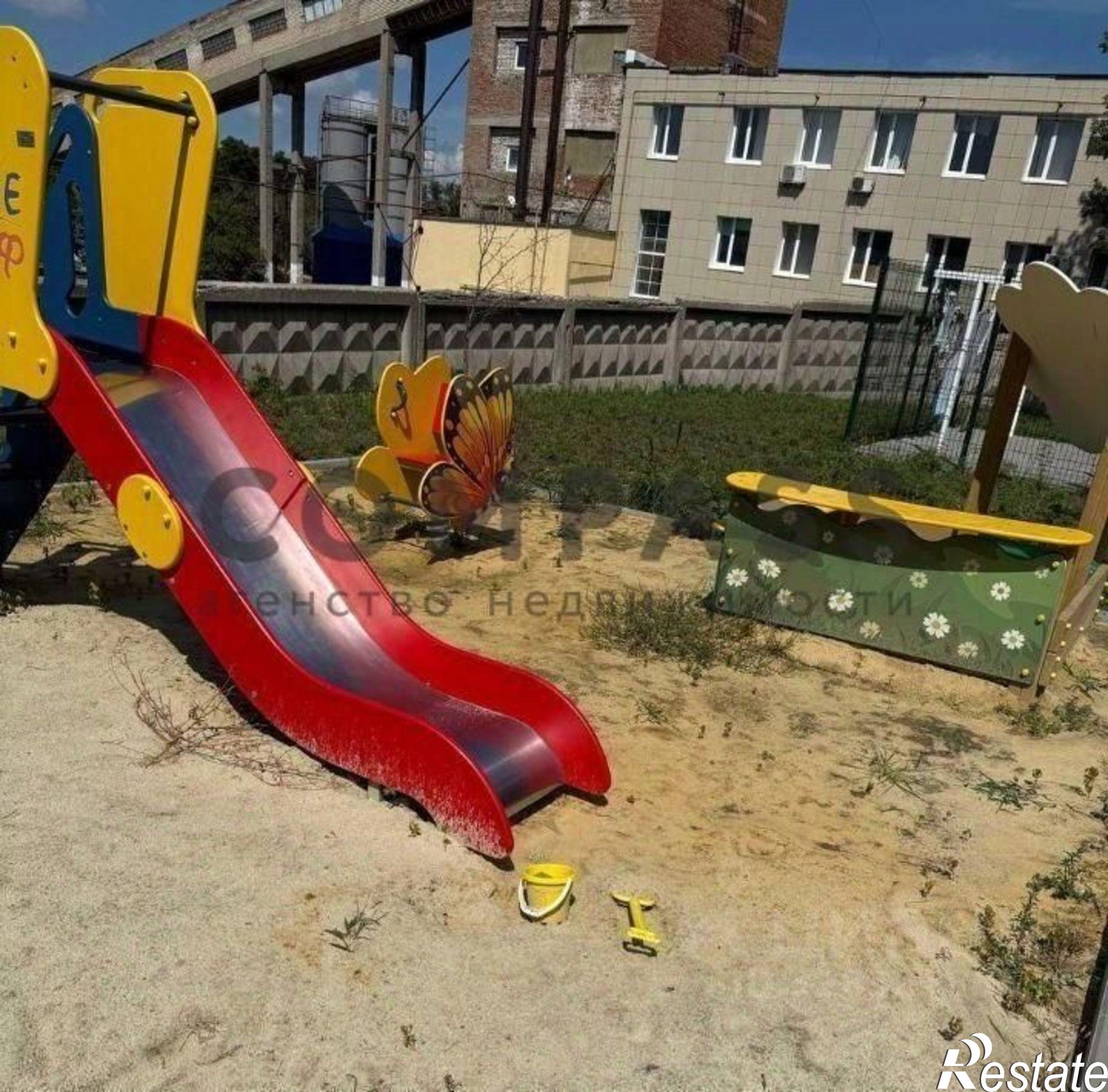 Купить комнату за 1 500 000 рублей на ул Коммунальная, 8