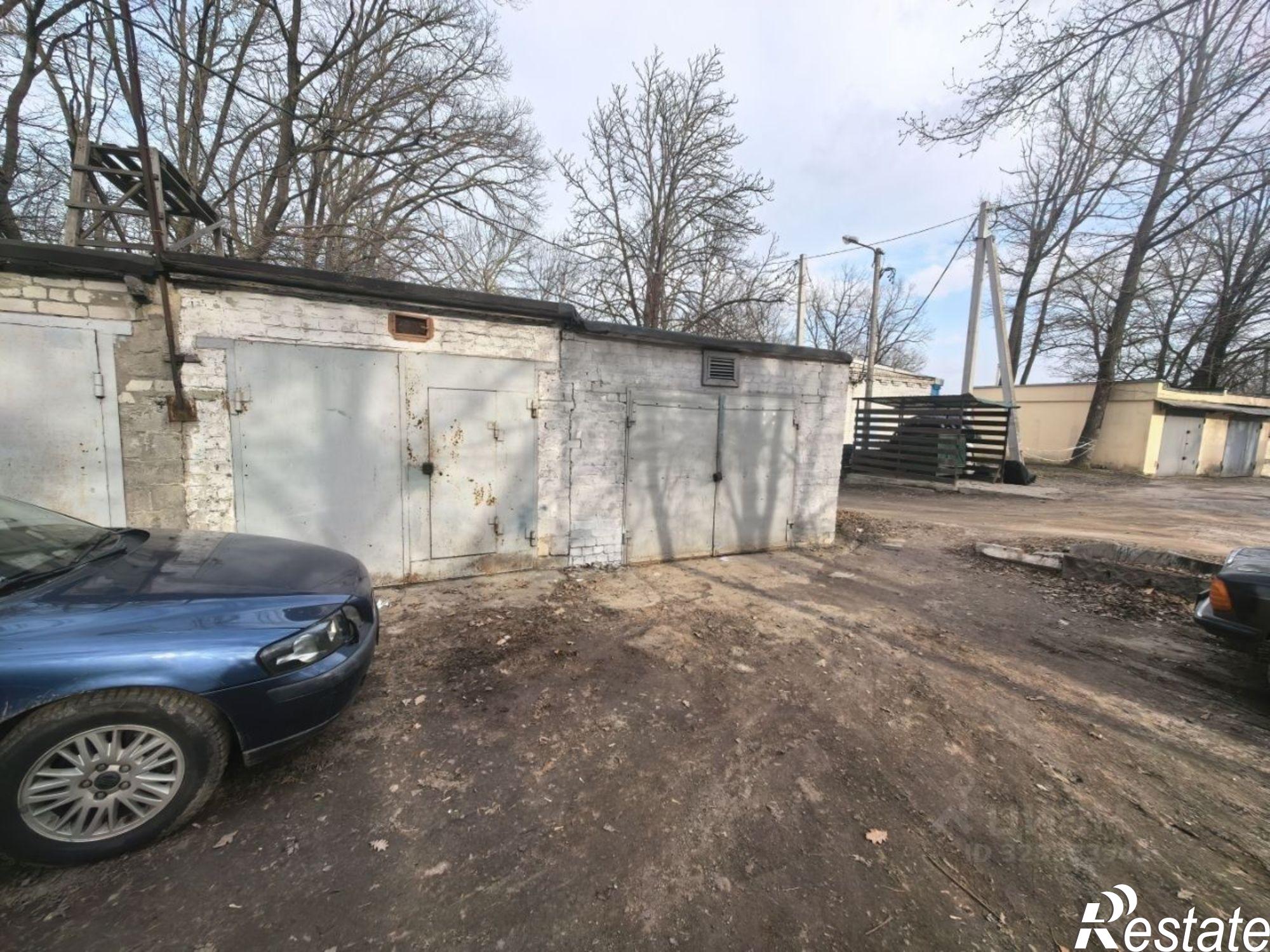 Купить гараж, место в паркинге за 387 105 рублей на 1-й Мичуринский пер, 16