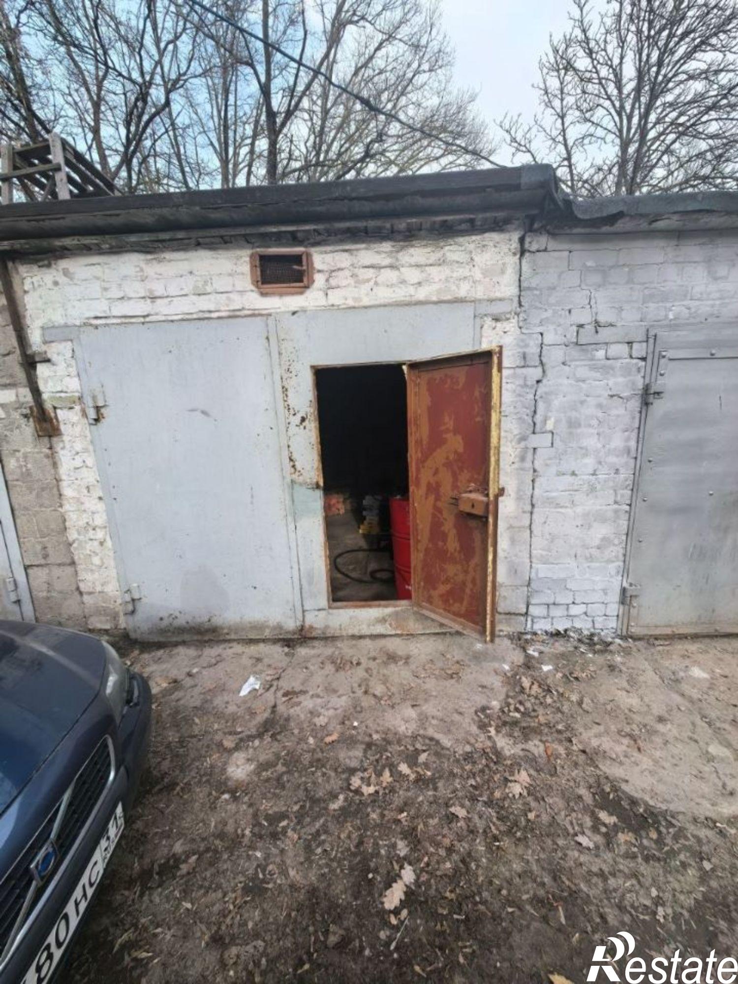 Купить гараж, место в паркинге за 387 105 рублей на 1-й Мичуринский пер, 16