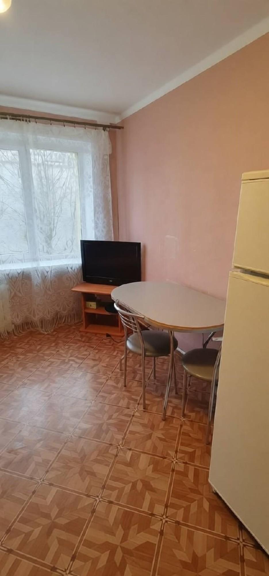 Купить комнату за 2 000 000 рублей на Попова улица, 98
