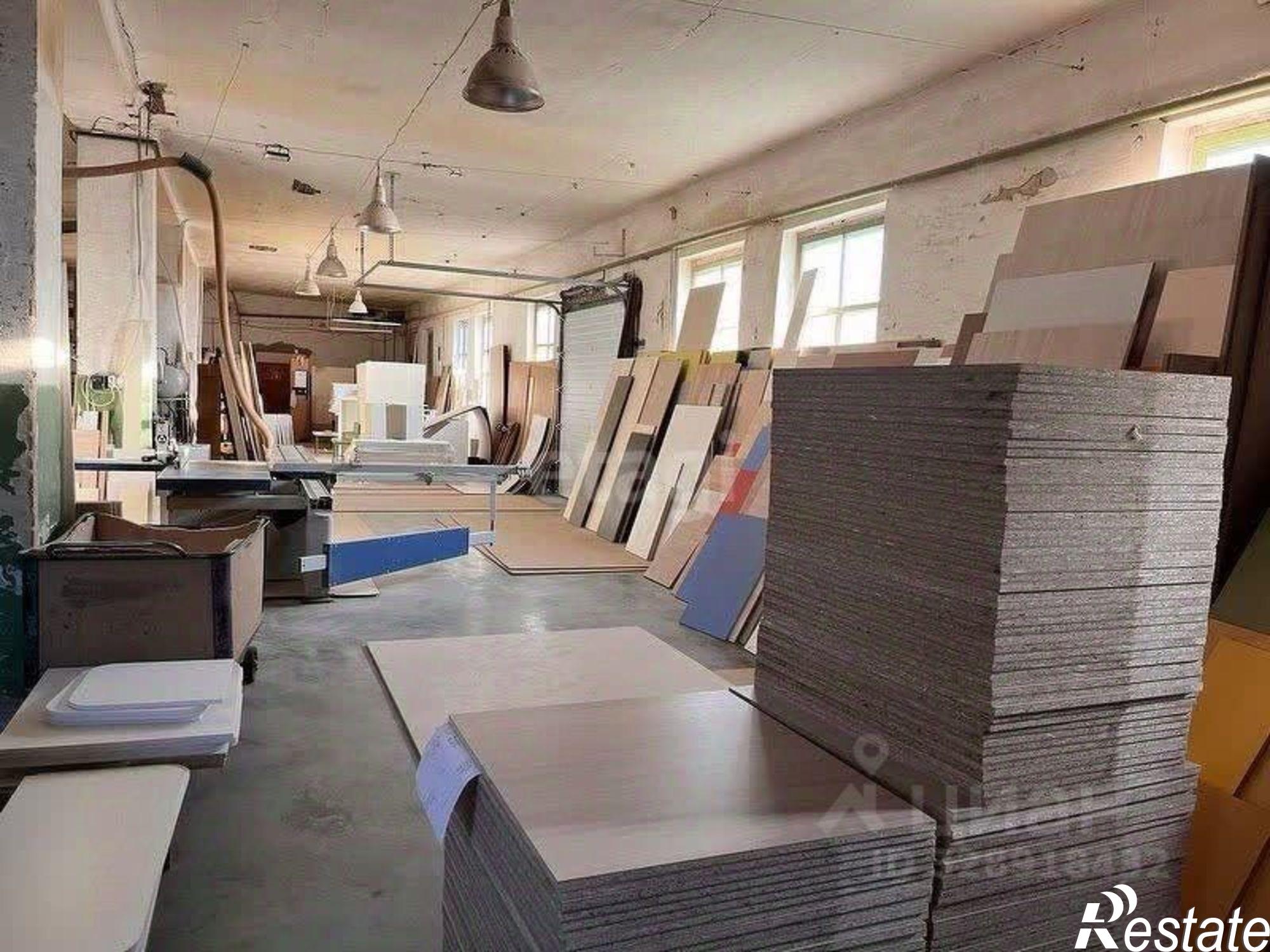 Купить складское помещение за 25 500 000 рублей на ул Корочанская, 132б