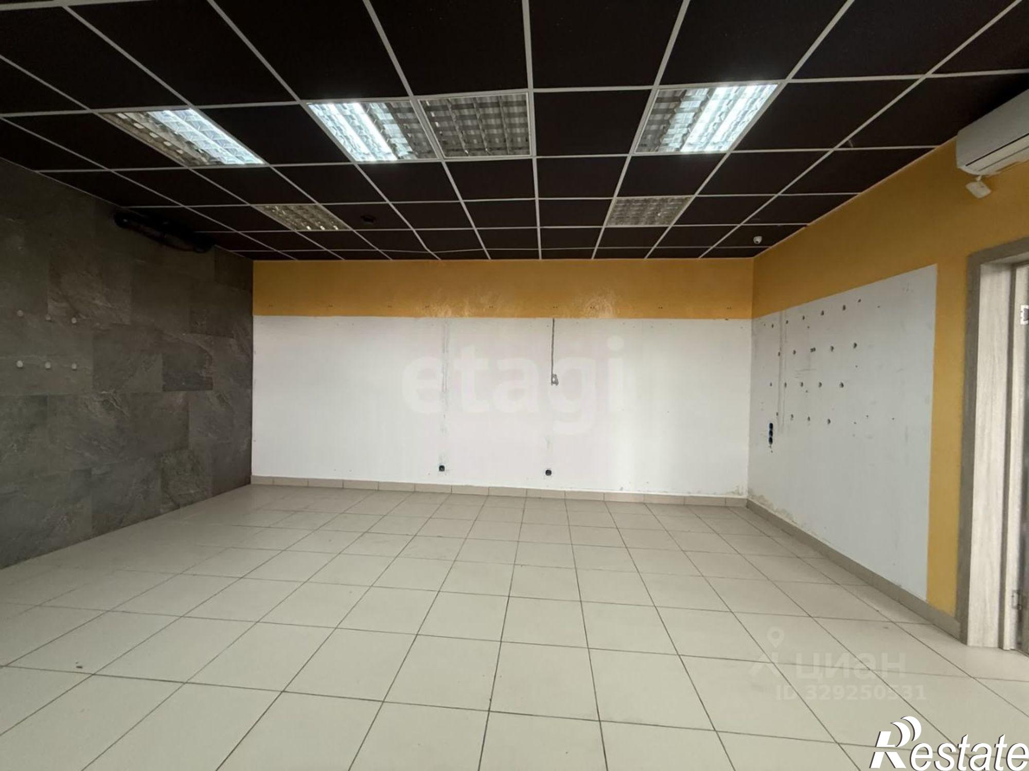 Купить торговое помещение за 6 960 840 рублей на ул Газовиков, 7