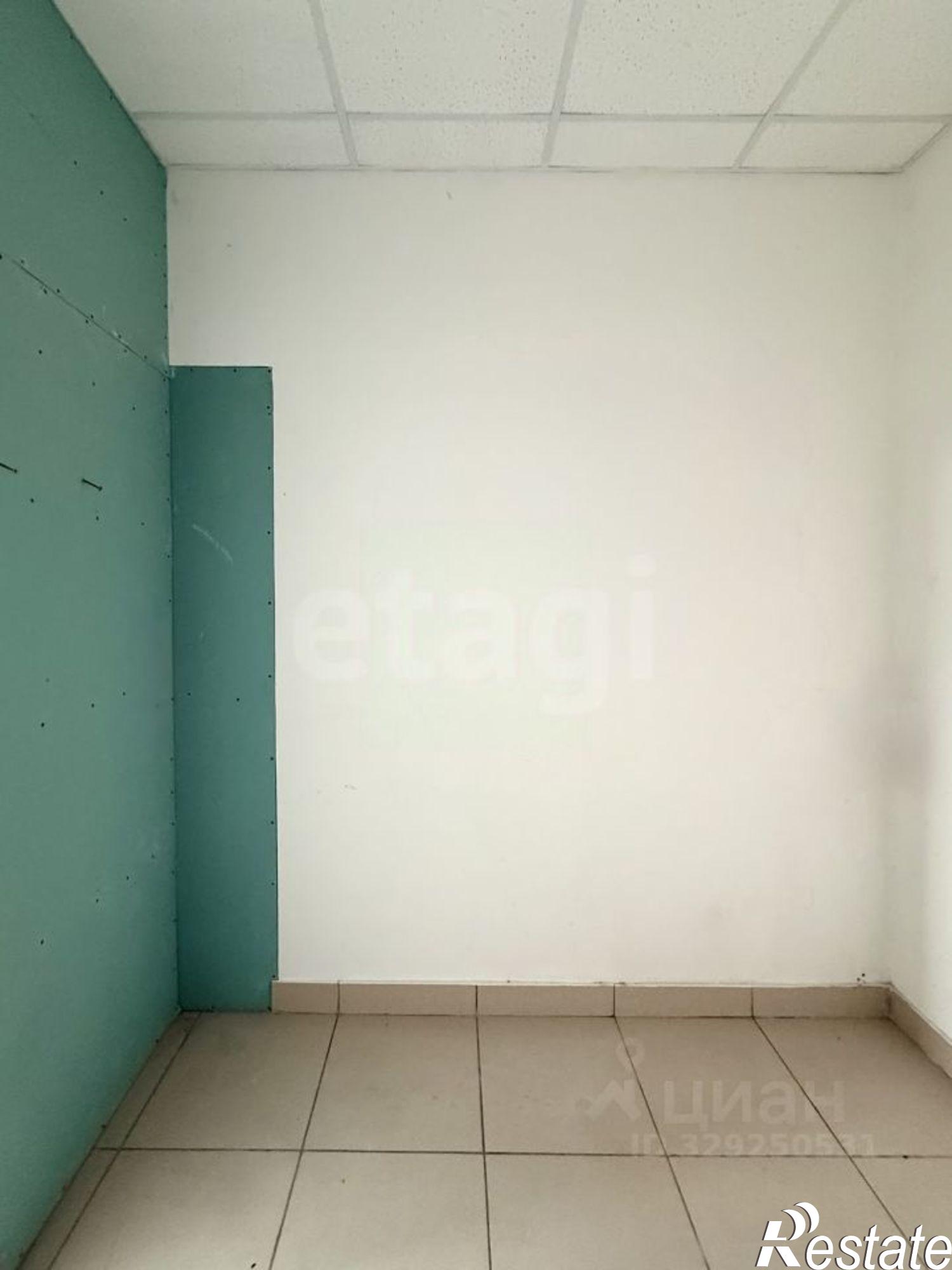 Купить торговое помещение за 6 960 840 рублей на ул Газовиков, 7