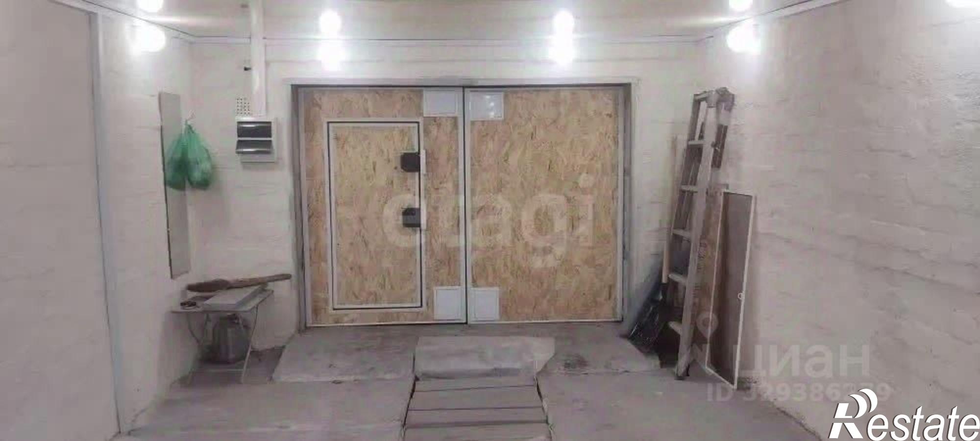 Купить гараж, место в паркинге за 1 200 000 рублей на ул Студенческая, 9
